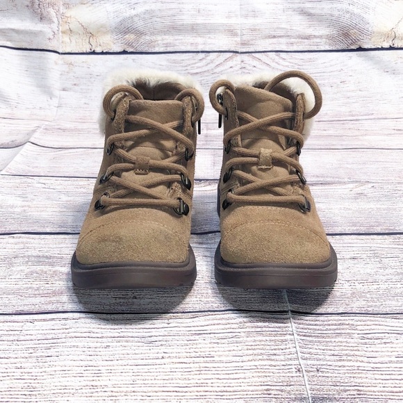 Ugg Australia Kids Tan Azell Hiker Suede Ankle Winter Boots shoes Size 11Toddler - Picture 11 of 11